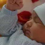 Quinta regola sonno bambini: spegnere sempre device un’ora prima del sonno