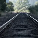 Bimbo cade sui binari, ma Lorenzo non vuol essere chiamato eroe