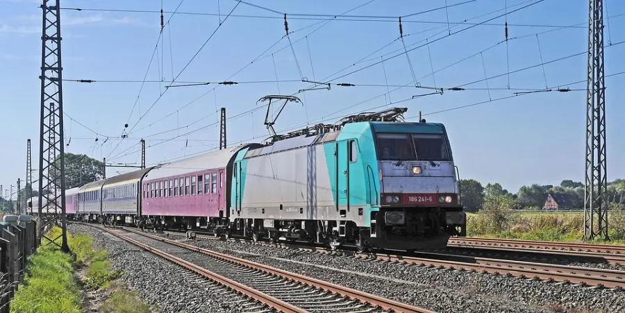 Rimozione vagoni Milano: treno deragliato a Pioltello