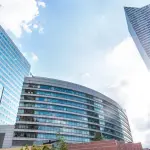 Stuntman muore: giovane caduto dal grattacielo di Changsha