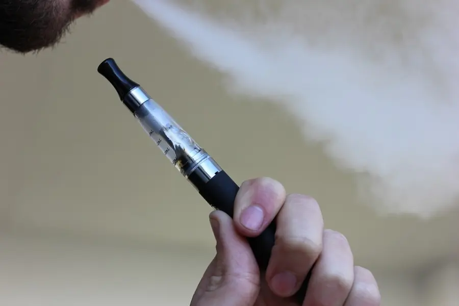 Negozi online e-cig: cosa cambia con emanazione nuove regole