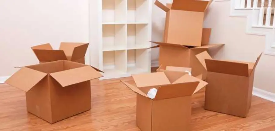 Preparare le scatole per il trasloco