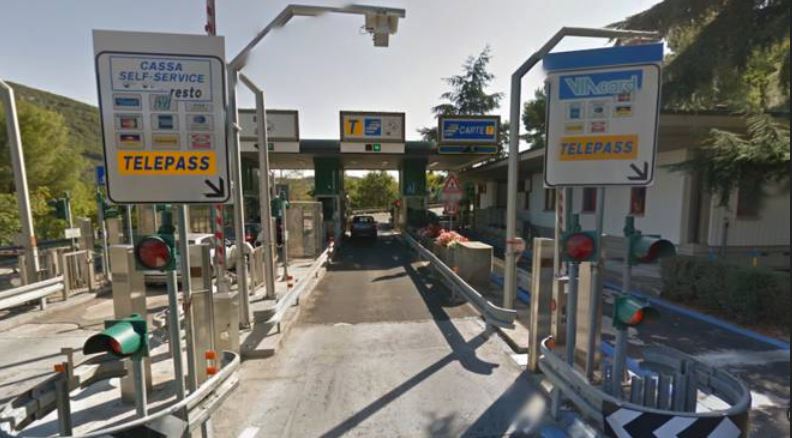 Salta il casello autostradale per 167 volte, vercellese condannato